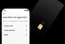 Dois celulares exibindo a interface do Asaas.